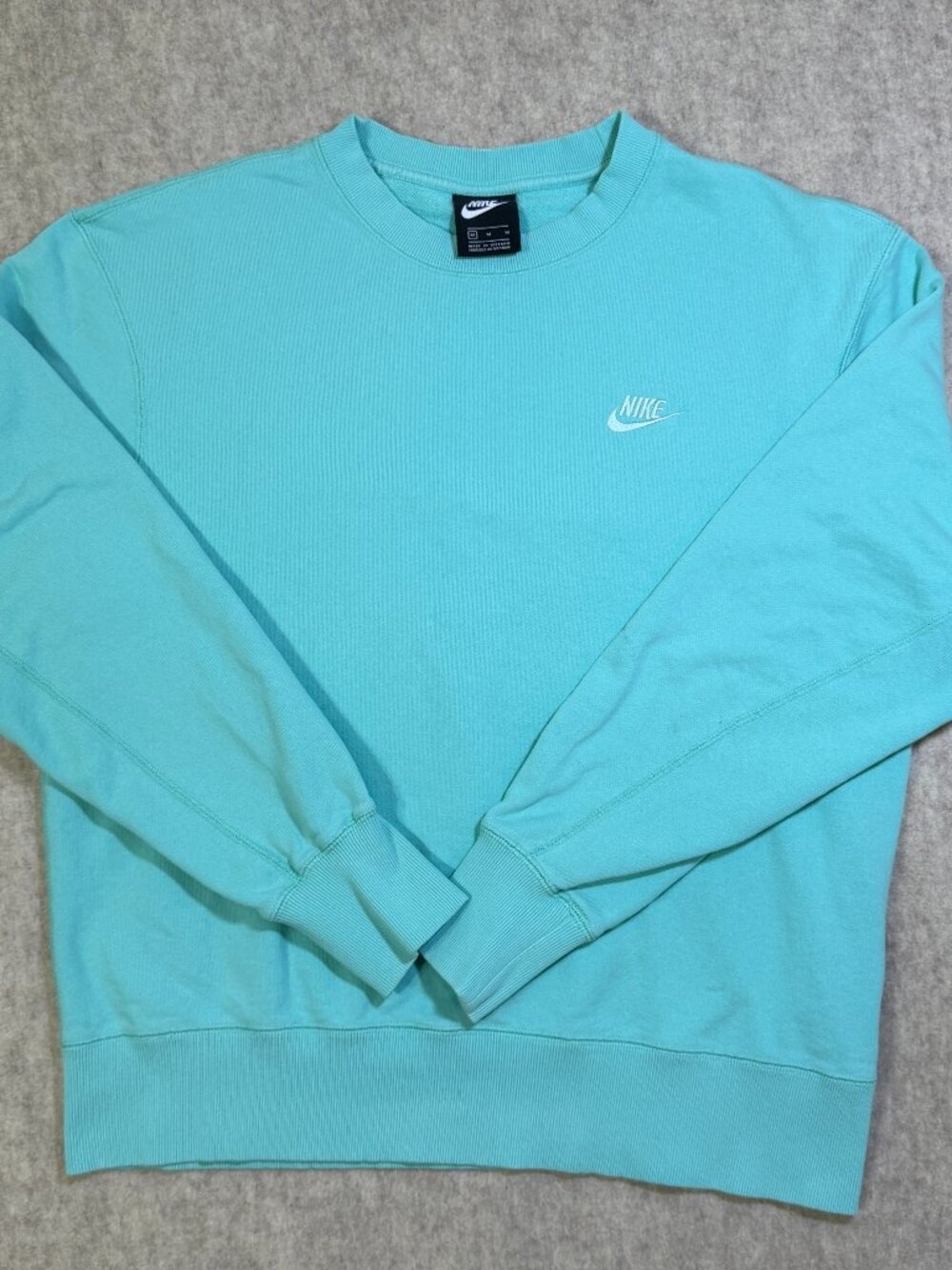 Nike Crewneck Sweatshirt | Turquoise Aqua | Embroidered Logo | Medium